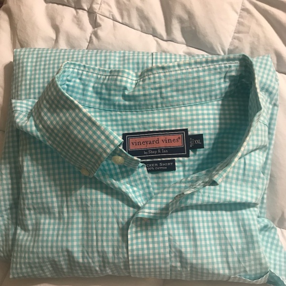 Vineyard Vines Other - Light blue and white plaid dress shirt with pocket